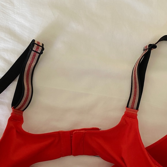 Victoria Secret T-Shirt Lightly Lined Demi Bra 36C - Picture 9 of 10